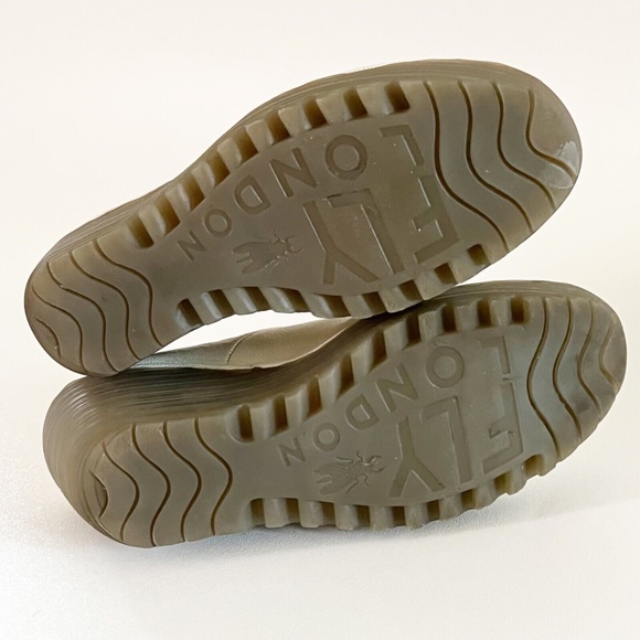 Fly London Peep Toe Wedge White Leather Slip On Shoes EU 37 / US 6.5-7 So Comfy! - Picture 7 of 12